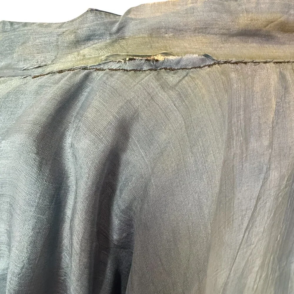 VTG Embroidered Black Silk Robe Floral Asian Design Front Frog Closure Kimono - Picture 15 of 16